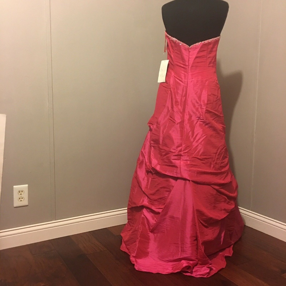 BONNY PROM DRESS - Picture 5 of 8